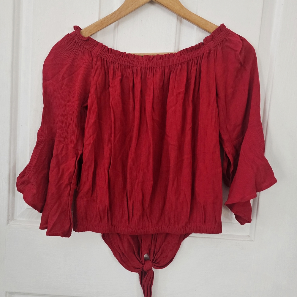 Express Women's Red Off-Shoulder Top - Picture 3 of 8